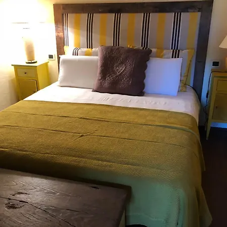 Villavetrichina Bed & Breakfast 4*